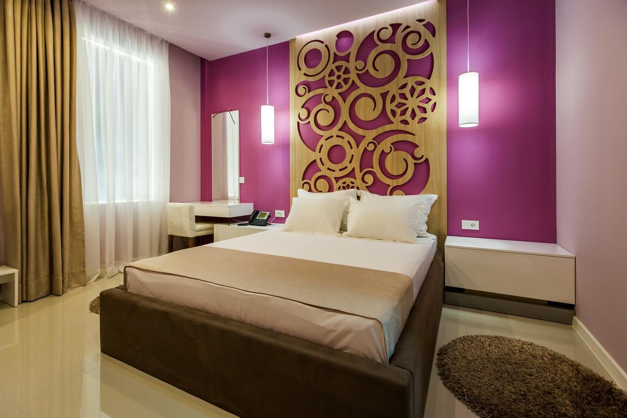 Hotel Crystal Light Ni Exterior foto